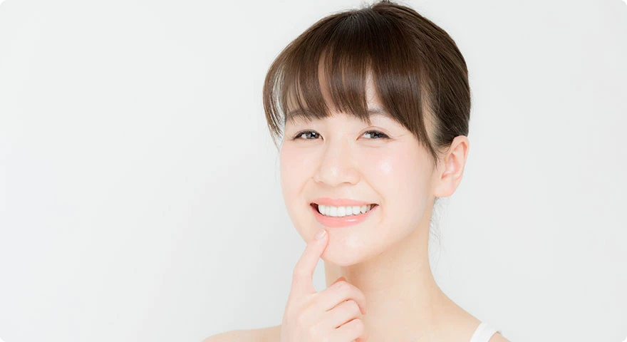 金属アレルギーや口内炎の心配がない